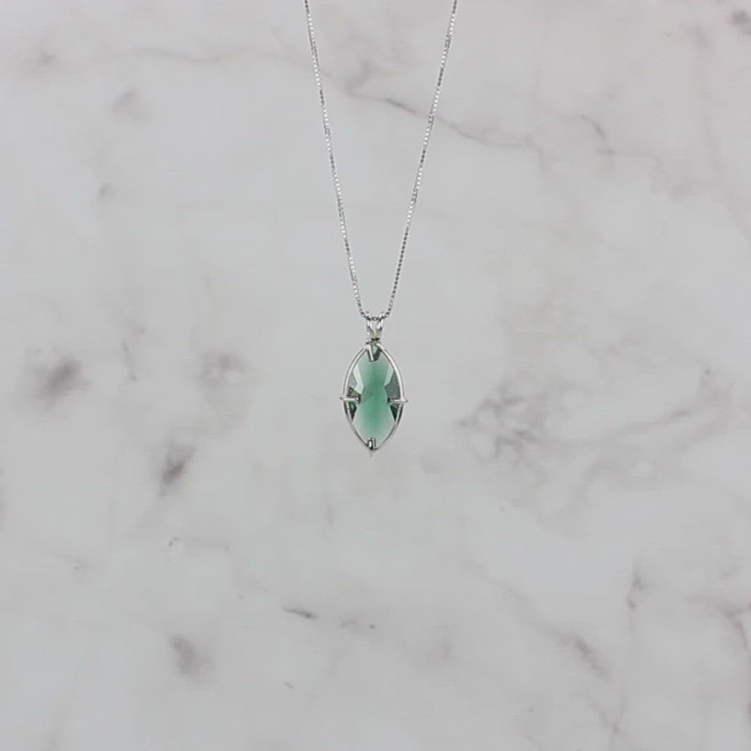Siberian Green Quartz Infinite Eye Chain Pendant