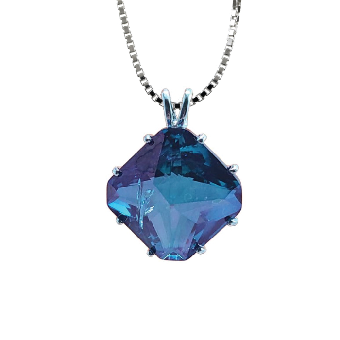 Tanzine Aura Quartz Magician Stone Chain Pendant - Main Image